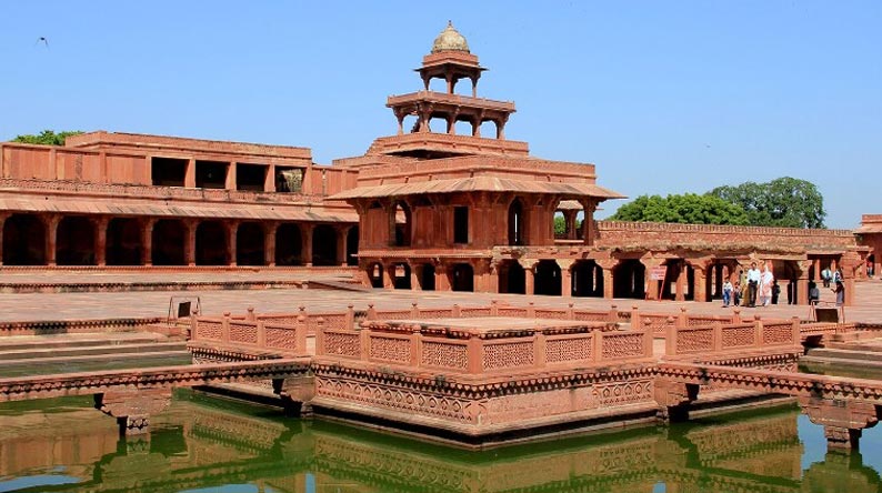 agra-local-sightseeing-with-fatehpur-sikri